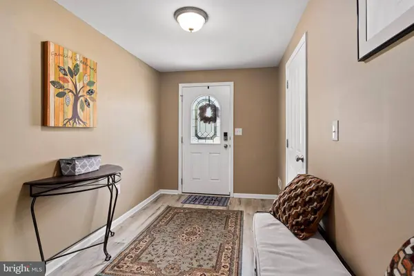 350 WEATHERSTONE DR, New Cumberland, PA 17070