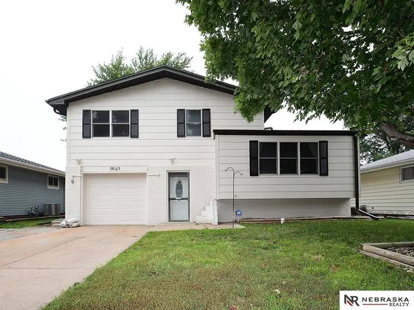 1641 SW 9th Street, Lincoln, NE 68522