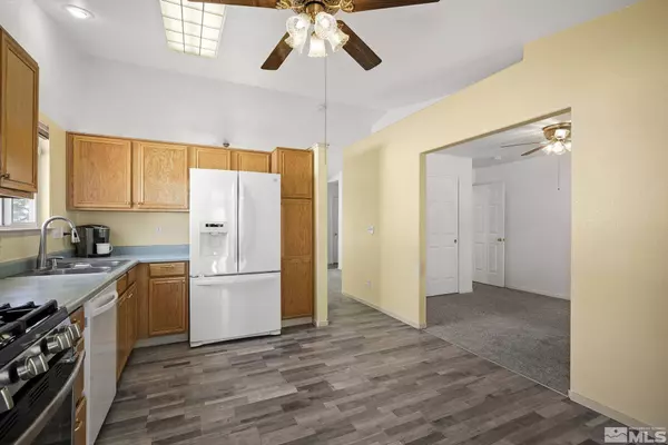 5873 Foggy Court, Sun Valley, NV 89433