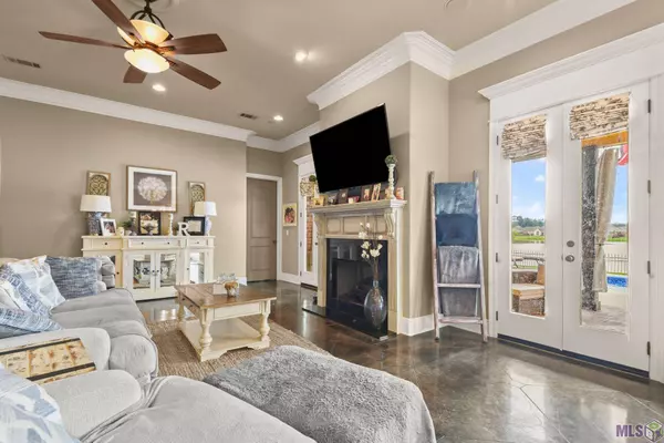 13461 WILLIAMSBURG DR, Walker, LA 70785