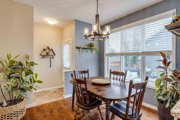 675 River Heights CRES, Cochrane, AB T4C 0R7