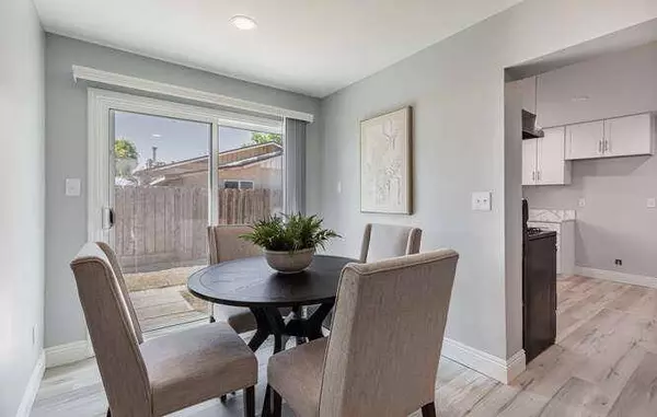 15271 W G Street, Kerman, CA 93630