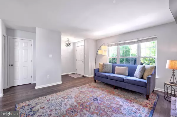 45616 WHITCOMB SQ, Sterling, VA 20166