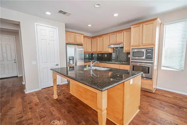 27208 Scotch Pine PL, Canyon Country, CA 91387