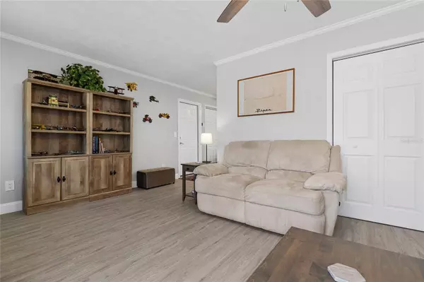 6438 POST CT, Spring Hill, FL 34606