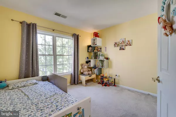 1642 PICCARD DR, Rockville, MD 20850