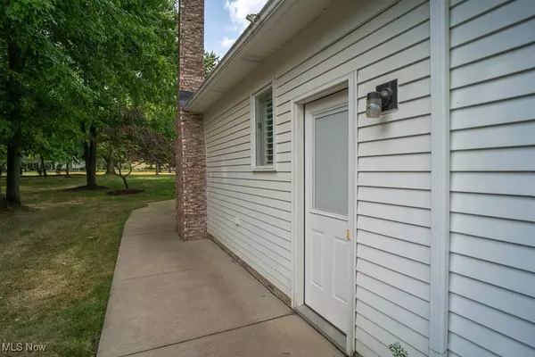 6554 Beechwood DR, Independence, OH 44131