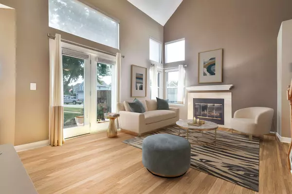 438 Harvard LN, Bartlett, IL 60103