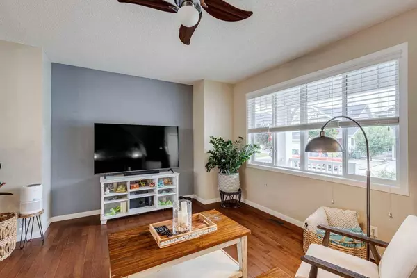 675 River Heights CRES, Cochrane, AB T4C 0R7