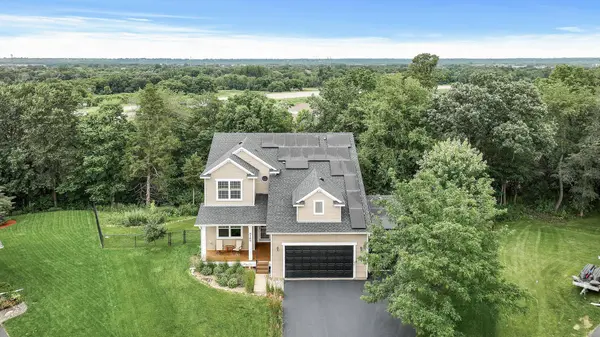 6780 Oakridge CT, Shakopee, MN 55379