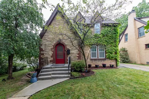 1532 ALEXANDER Court, Waukegan, IL 60085