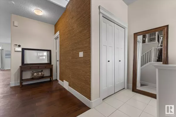 5437 ALLBRIGHT SQ SW, Edmonton, AB T6W 3H7