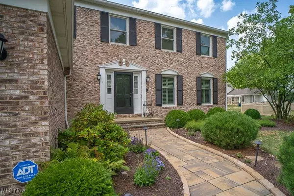 6554 Beechwood DR, Independence, OH 44131