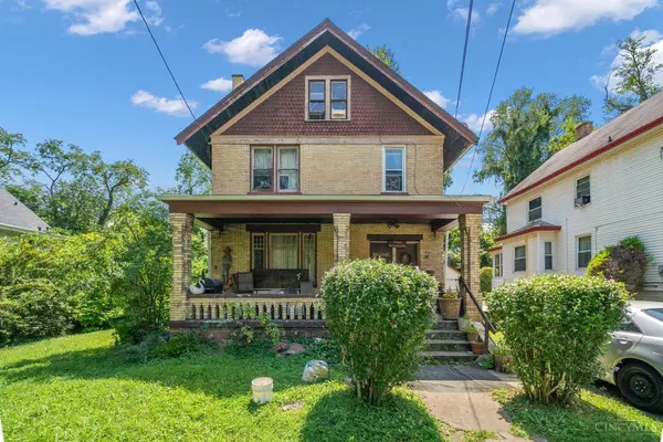 5617 Arnsby Pl, Cincinnati, OH 45227