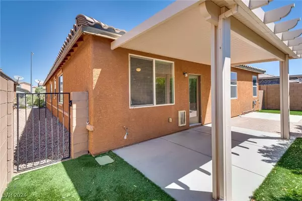 157 Leaf Tree Avenue, Henderson, NV 89011