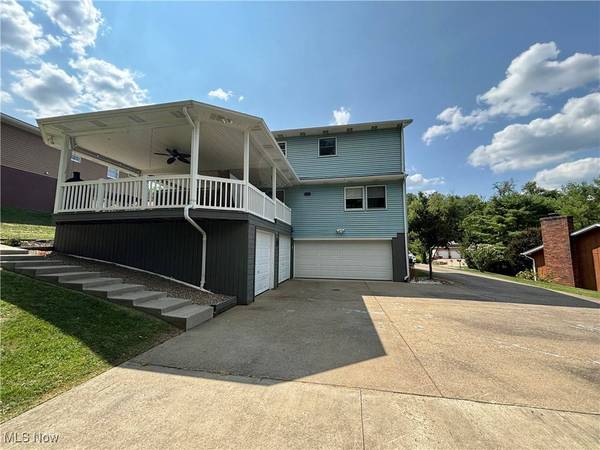 112 Beckett CT, St. Clairsville, OH 43950