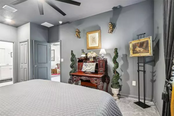 34004 SKY BLOSSOM CIR, Leesburg, FL 34788