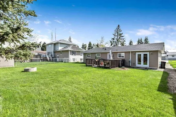 77 2 ST SE, High River, AB T1V 1G6