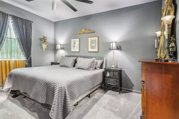 34004 SKY BLOSSOM CIR, Leesburg, FL 34788