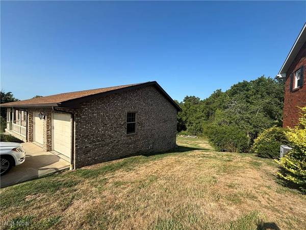 69900 The Meadows, St. Clairsville, OH 43950