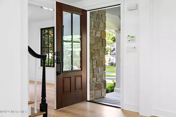 59 Battin Road, Fair Haven, NJ 07704