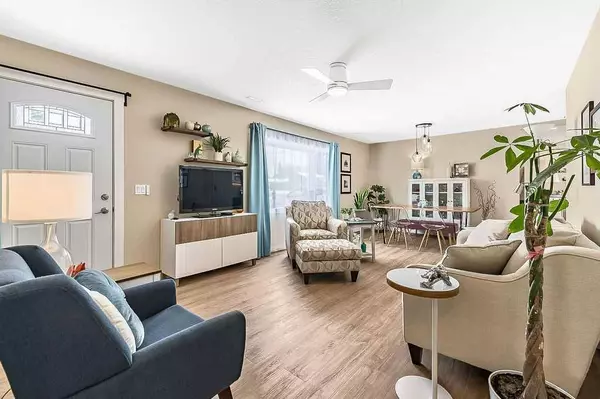 77 2 ST SE, High River, AB T1V 1G6