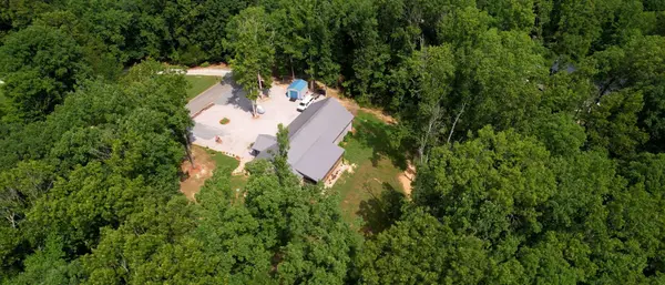 1019 Parker Rd, Kingston Springs, TN 37082