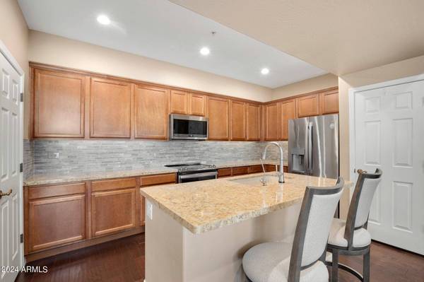 3935 E ROUGH RIDER Road #1125, Phoenix, AZ 85050