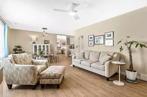 77 2 ST SE, High River, AB T1V 1G6