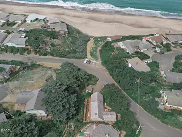 5600 El Mar AVE, Lincoln City, OR 97367