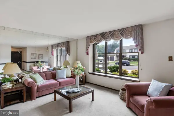 59 BOOTHBY DRIVE, Mount Laurel, NJ 08054