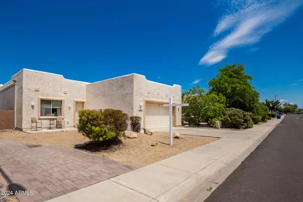 3948 W Salter Drive, Glendale, AZ 85308