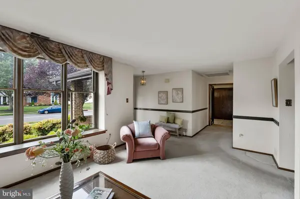 59 BOOTHBY DRIVE, Mount Laurel, NJ 08054