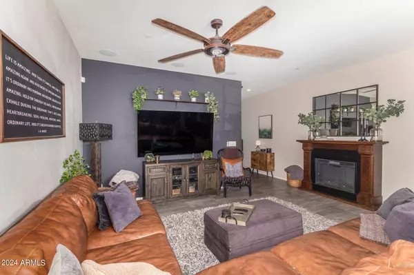 6839 E POSADA Circle, Mesa, AZ 85212