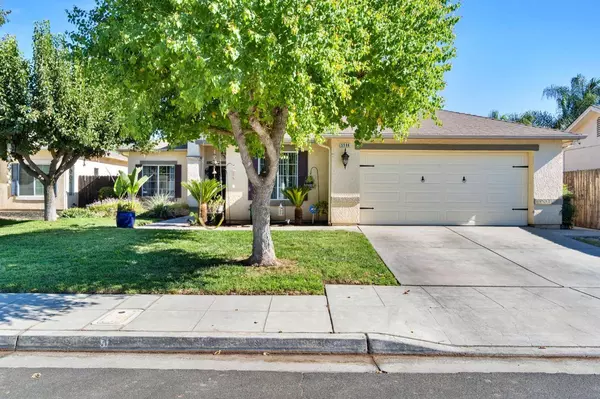 5586 W Lamona Avenue, Fresno, CA 93722