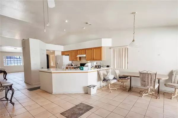 6664 Rutgers Drive, Las Vegas, NV 89156