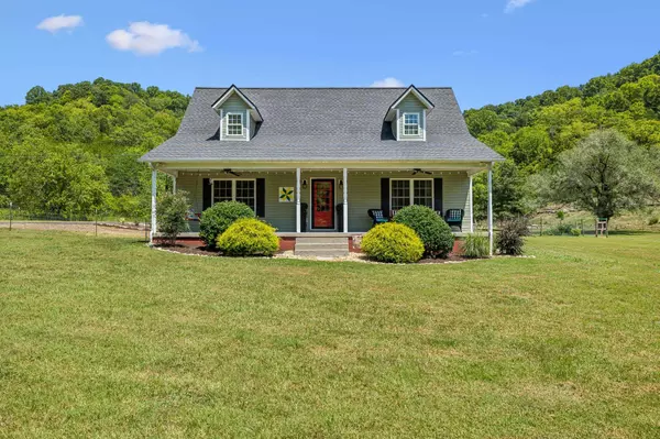 6 Rose Ln, Elmwood, TN 38560