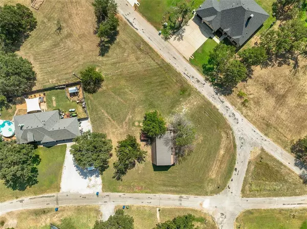 500 Saddle Trail, Oak Point, TX 75068