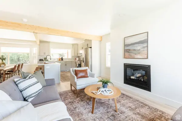 4743 S RAINBOW DR E, Salt Lake City, UT 84107