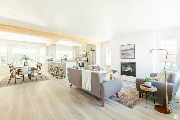 4743 S RAINBOW DR E, Salt Lake City, UT 84107