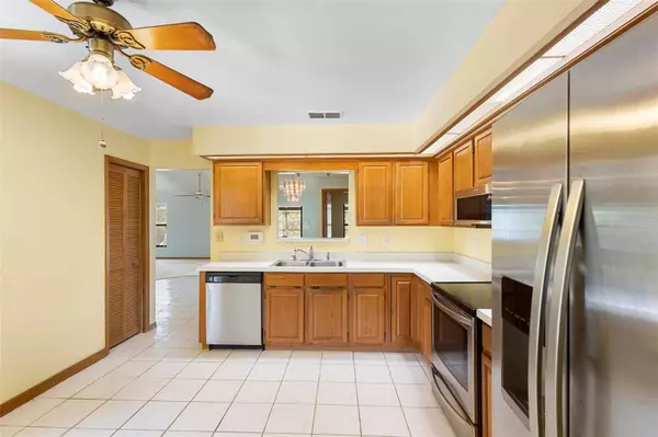 1884 E NORMANDY BLVD, Deltona, FL 32725