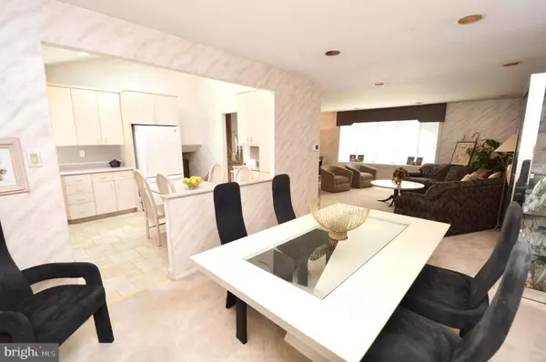 1 RAMSGATE RD, Cherry Hill, NJ 08003