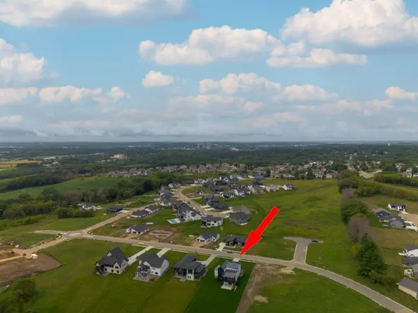 1614 Shannon Oaks BLVD NE, Rochester, MN 55906