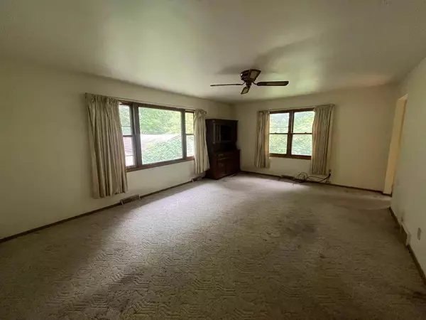 5410 Broken Bow Road, Sun Prairie, WI 53590