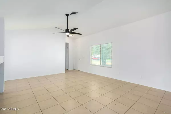 7619 W MEADOWBROOK Avenue, Phoenix, AZ 85033