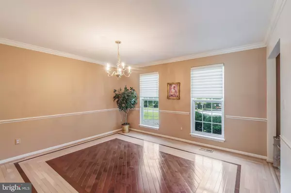 13 WHISPERING CT, Owings Mills, MD 21117