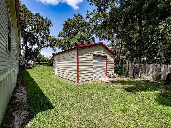 4804 KNIGHTS LANDING DR, Plant City, FL 33565