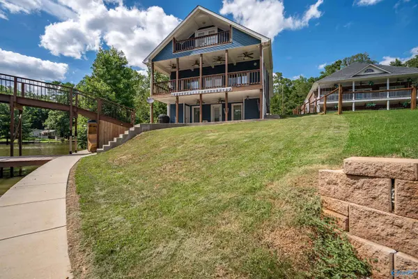 17621 Richter Road, Rogersville, AL 35652