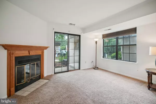 243 SASSAFRAS CT, Warrington, PA 18976