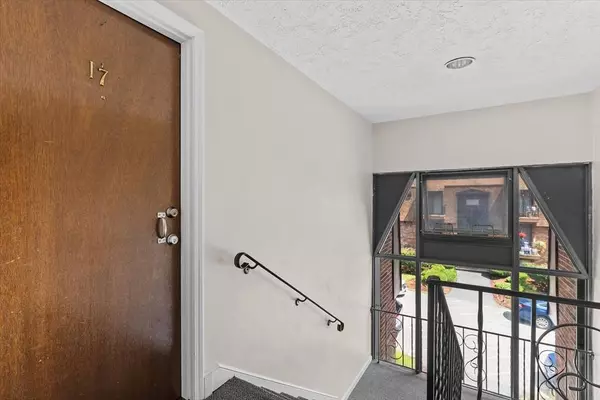 655 W Lowell Ave #17, Haverhill, MA 01832